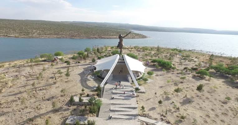 el-cristo-roto-desde-el-cielo